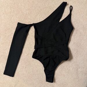Maniere De Voir Black Asymmetrical Bodysuit
